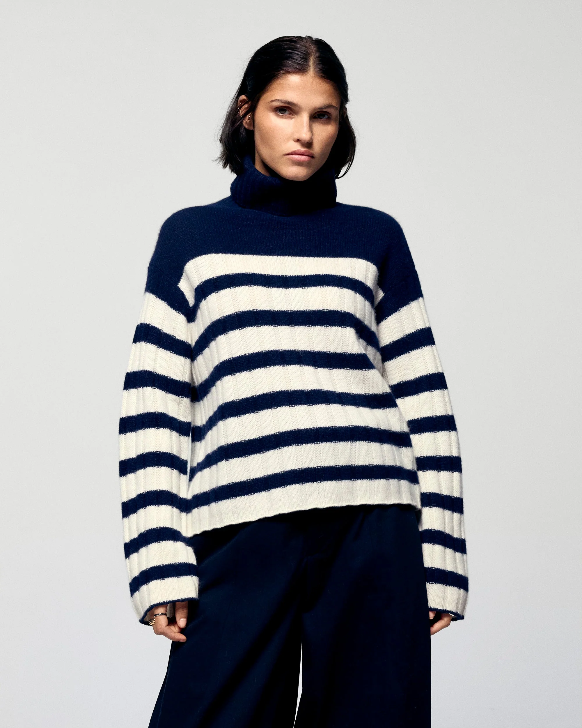 Pull Col Roulé Marinière (H25 / FEMME / Navy)