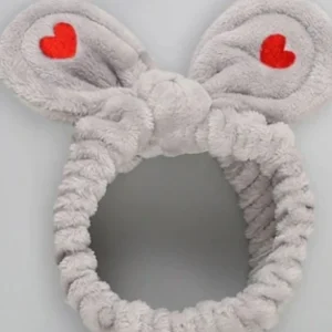 Bandeau en peluche avec des cœurs