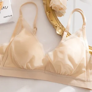 Soutien-gorge bralette en dentelle douce