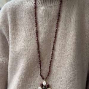 SAUTOIR PIERRE NATURELLE - FLEUR - RUBIS