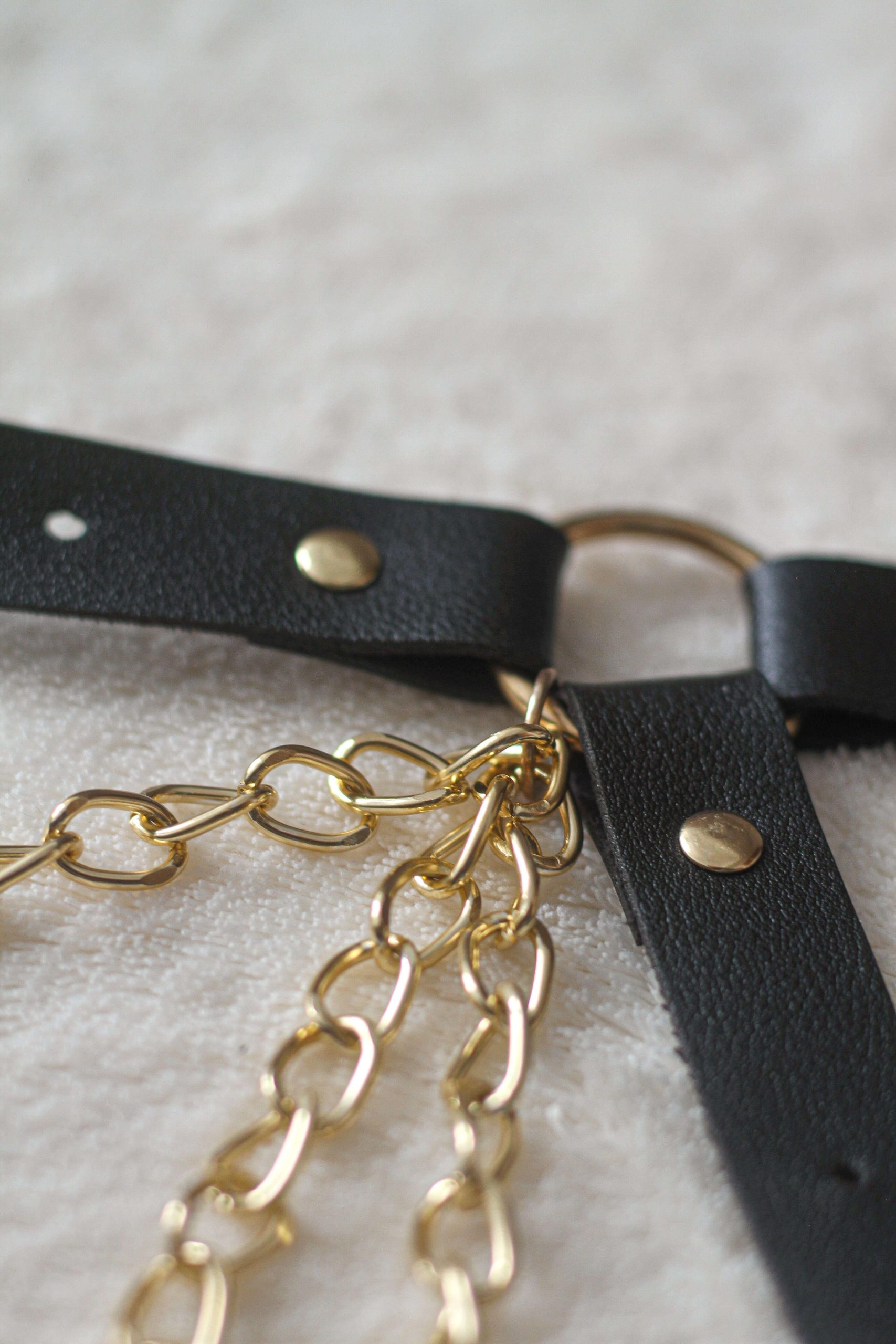 Aphrodite - Harnais à Chaînes Dorées – Image 7