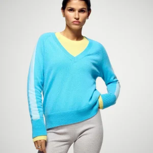 Pull Col V (H25 / FEMME / Candy Blue)