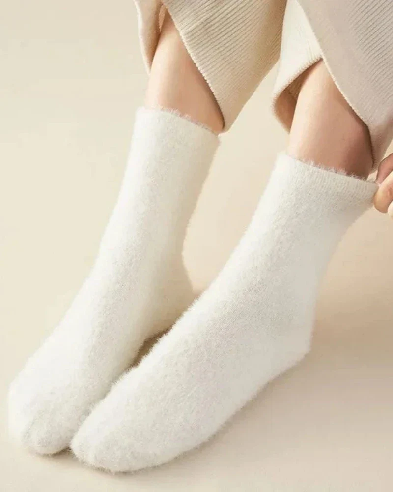 Chaussettes longues en peluche chaudes – Image 8