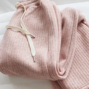 Pantalons de jogging confortables et doublés avec des jambes larges