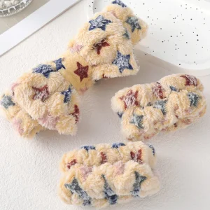 Bandeau en peluche avec nœud