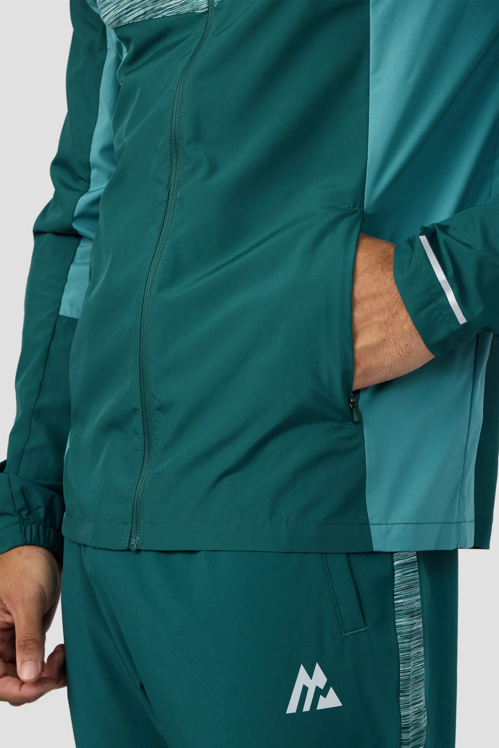 Trail Windbreaker - Light Teal Multi – Image 7