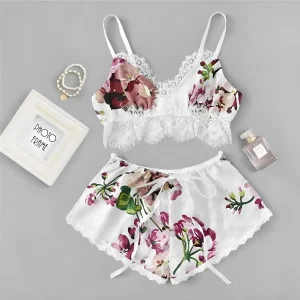 Pyjamas floraux pour femmes