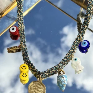 COLLIER KCHOUSH CHARMS GUERISON ET PRECIOUS SUR CORDON TRESSE