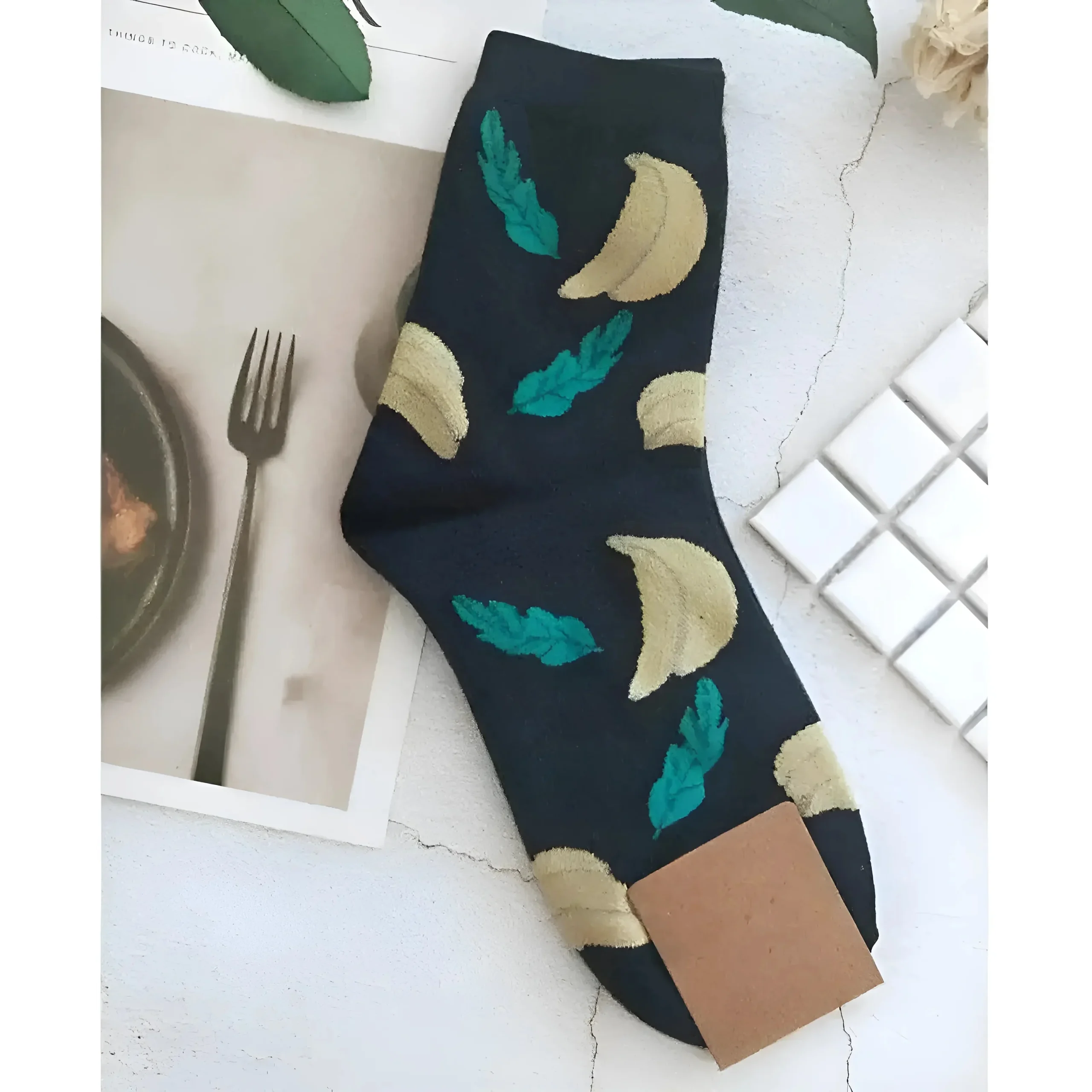 Chaussettes longues avec des imprimés colorés – Image 9