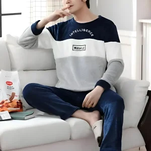 Pyjamas rayés pour hommes