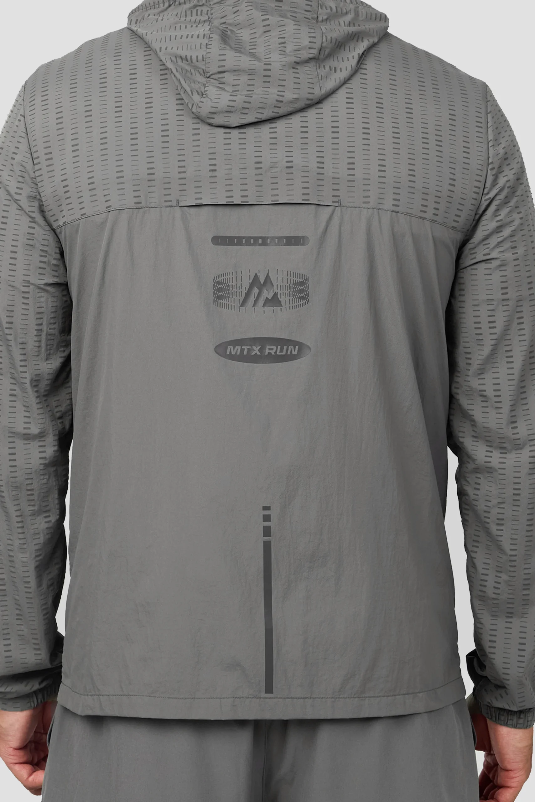 MTX Run Tempo Windbreaker - Cement Grey – Image 6