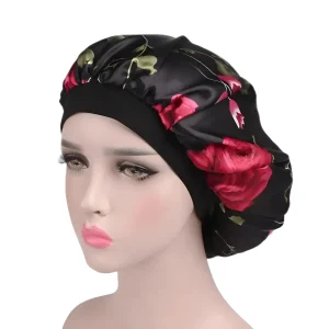 Bonnet de nuit en satin à fleurs