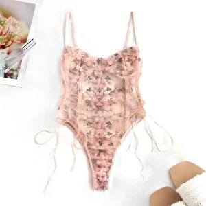 Body en dentelle avec embossage floral