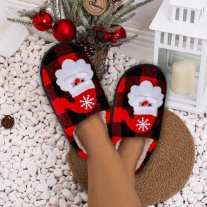 Chaussons de Noël avec motif de Père Noël