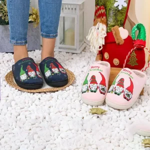 Chaussons doux de Noël avec motif de lutins