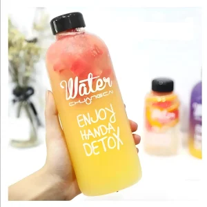 Bouteille d'eau avec texte imprimé