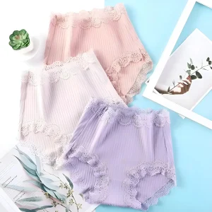 Robe à taille haute avec dentelle